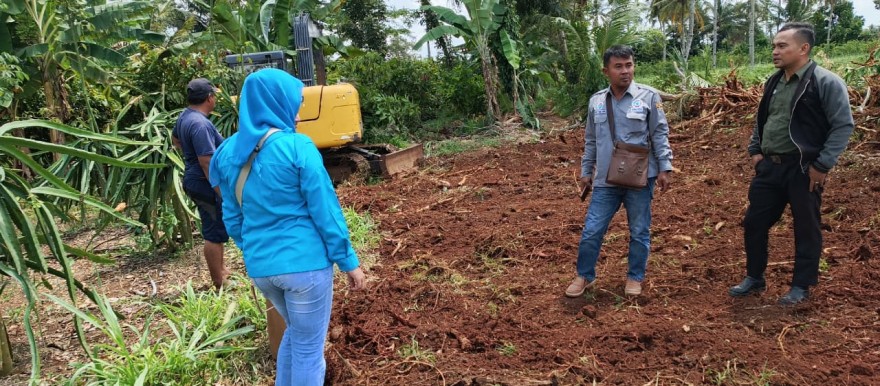 Album : Pembukaan Badan Jalan Dusun VIII